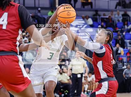 Thumbnail 2 in Grayson vs. Lowndes (GHSA 7A Semifinal) photogallery.