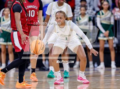 Thumbnail 2 in Grayson vs. Lowndes (GHSA 7A Semifinal) photogallery.