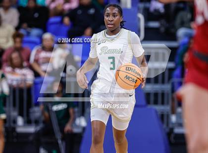 Thumbnail 2 in Grayson vs. Lowndes (GHSA 7A Semifinal) photogallery.