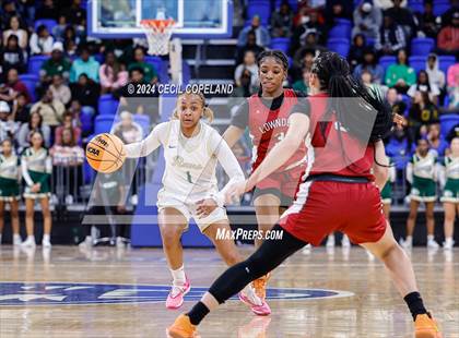 Thumbnail 1 in Grayson vs. Lowndes (GHSA 7A Semifinal) photogallery.
