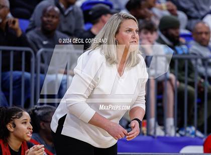 Thumbnail 1 in Grayson vs. Lowndes (GHSA 7A Semifinal) photogallery.