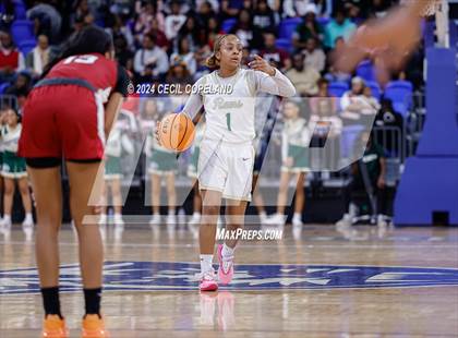 Thumbnail 3 in Grayson vs. Lowndes (GHSA 7A Semifinal) photogallery.