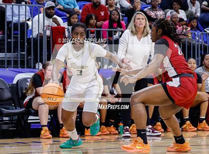 Thumbnail 3 in Grayson vs. Lowndes (GHSA 7A Semifinal) photogallery.