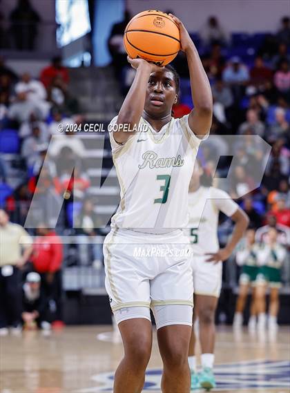 Thumbnail 2 in Grayson vs. Lowndes (GHSA 7A Semifinal) photogallery.
