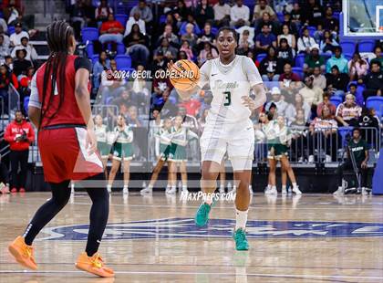 Thumbnail 1 in Grayson vs. Lowndes (GHSA 7A Semifinal) photogallery.
