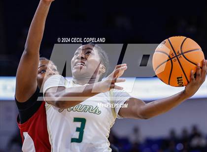 Thumbnail 3 in Grayson vs. Lowndes (GHSA 7A Semifinal) photogallery.