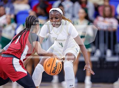 Thumbnail 3 in Grayson vs. Lowndes (GHSA 7A Semifinal) photogallery.