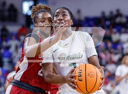 Thumbnail 3 in Grayson vs. Lowndes (GHSA 7A Semifinal) photogallery.