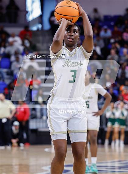 Thumbnail 3 in Grayson vs. Lowndes (GHSA 7A Semifinal) photogallery.