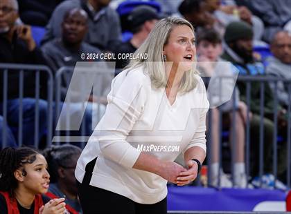 Thumbnail 3 in Grayson vs. Lowndes (GHSA 7A Semifinal) photogallery.