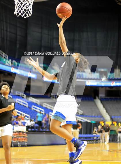 Thumbnail 2 in NCCA East vs. West All-Star Basketball photogallery.