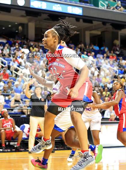 Thumbnail 3 in NCCA East vs. West All-Star Basketball photogallery.
