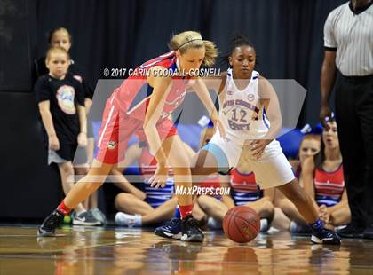 Thumbnail 1 in NCCA East vs. West All-Star Basketball photogallery.