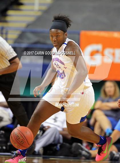 Thumbnail 1 in NCCA East vs. West All-Star Basketball photogallery.