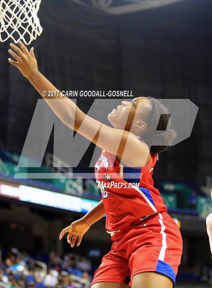 Thumbnail 3 in NCCA East vs. West All-Star Basketball photogallery.