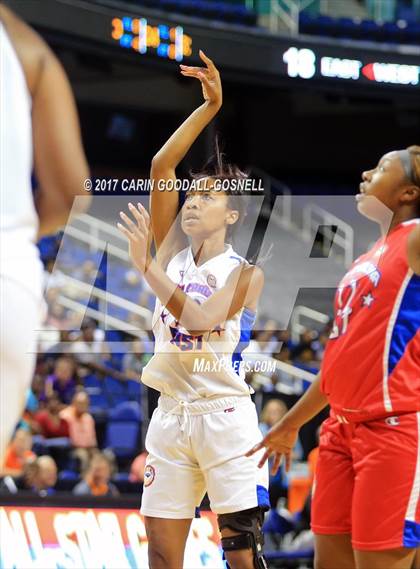 Thumbnail 1 in NCCA East vs. West All-Star Basketball photogallery.