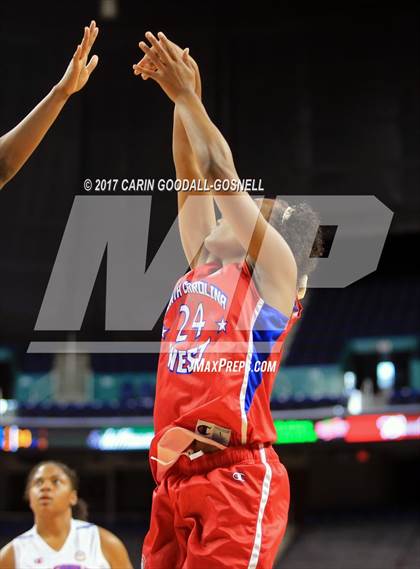 Thumbnail 3 in NCCA East vs. West All-Star Basketball photogallery.
