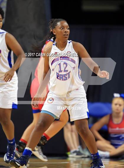 Thumbnail 2 in NCCA East vs. West All-Star Basketball photogallery.