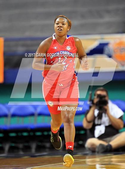 Thumbnail 3 in NCCA East vs. West All-Star Basketball photogallery.