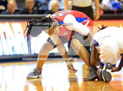 Thumbnail 1 in NCCA East vs. West All-Star Basketball photogallery.