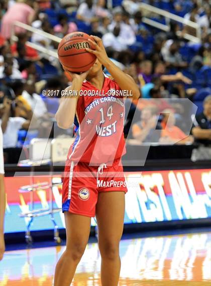 Thumbnail 2 in NCCA East vs. West All-Star Basketball photogallery.