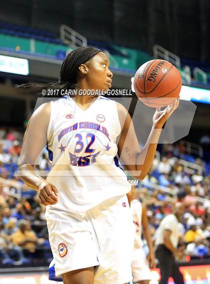 Thumbnail 1 in NCCA East vs. West All-Star Basketball photogallery.