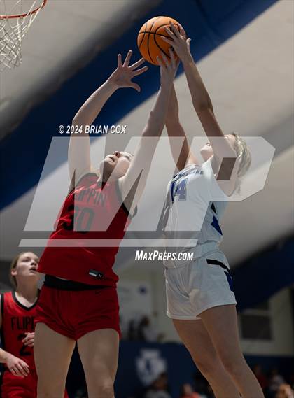 Thumbnail 2 in Flippin @ Cotter photogallery.