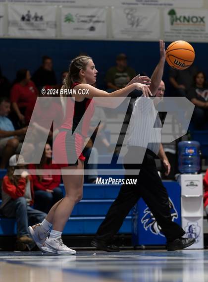 Thumbnail 3 in Flippin @ Cotter photogallery.