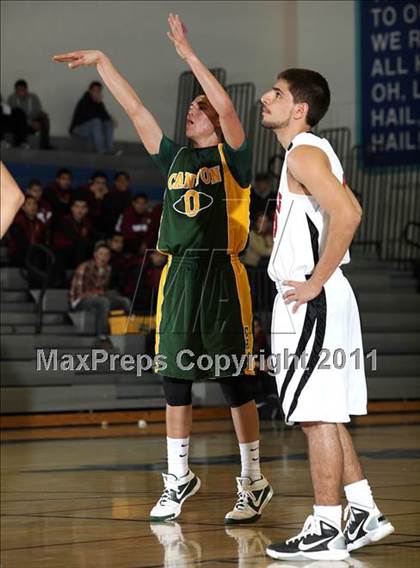 Thumbnail 1 in Canyon vs. Glendale (Burbank Tip-off Classic) photogallery.