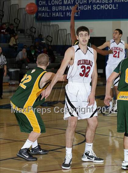 Thumbnail 1 in Canyon vs. Glendale (Burbank Tip-off Classic) photogallery.