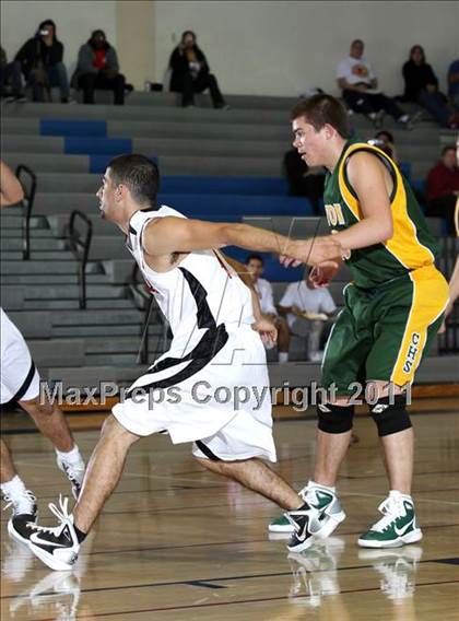 Thumbnail 3 in Canyon vs. Glendale (Burbank Tip-off Classic) photogallery.