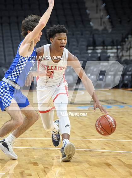 Thumbnail 1 in Anderson vs Bellaire (Spurs High School Showcase) photogallery.