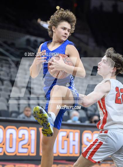 Thumbnail 3 in Anderson vs Bellaire (Spurs High School Showcase) photogallery.