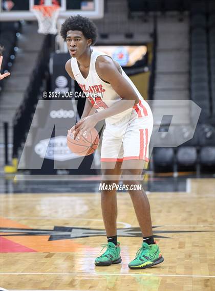 Thumbnail 2 in Anderson vs Bellaire (Spurs High School Showcase) photogallery.