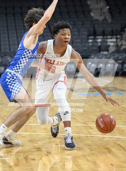 Thumbnail 2 in Anderson vs Bellaire (Spurs High School Showcase) photogallery.