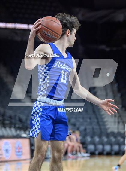 Thumbnail 2 in Anderson vs Bellaire (Spurs High School Showcase) photogallery.