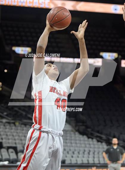 Thumbnail 2 in Anderson vs Bellaire (Spurs High School Showcase) photogallery.