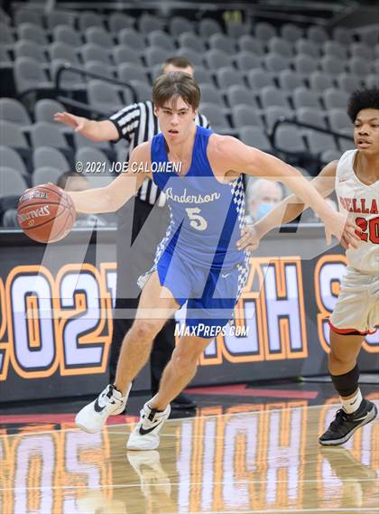 Thumbnail 1 in Anderson vs Bellaire (Spurs High School Showcase) photogallery.