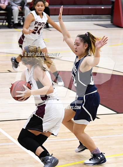Thumbnail 2 in Shadow Ridge vs. Faith Lutheran photogallery.
