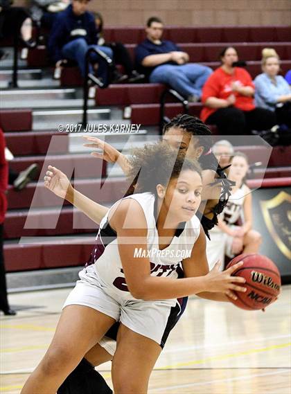 Thumbnail 2 in Shadow Ridge vs. Faith Lutheran photogallery.