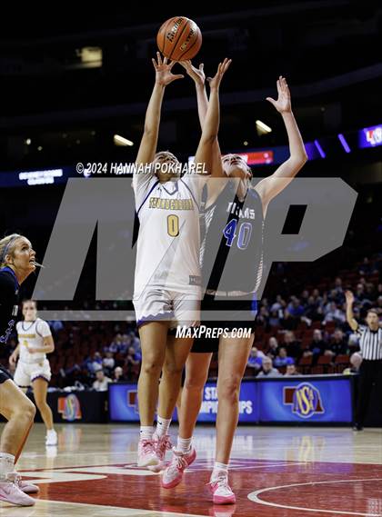 Thumbnail 2 in Bellevue West vs. Papillion-LaVista South (NSAA Class A Quarterfinal) photogallery.