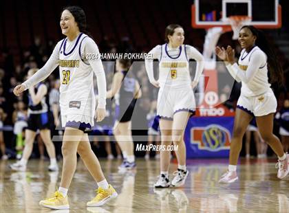 Thumbnail 3 in Bellevue West vs. Papillion-LaVista South (NSAA Class A Quarterfinal) photogallery.