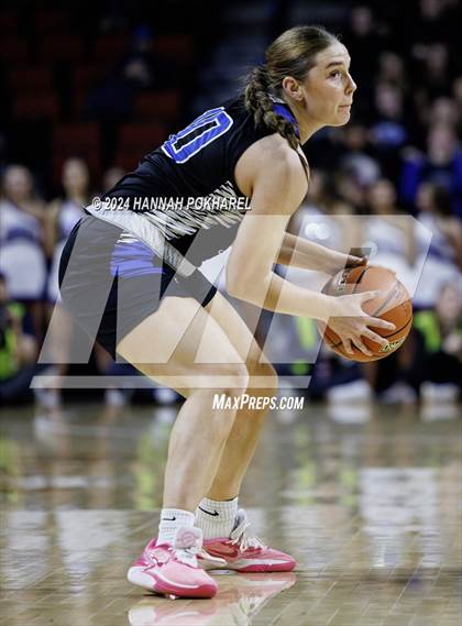 Thumbnail 3 in Bellevue West vs. Papillion-LaVista South (NSAA Class A Quarterfinal) photogallery.