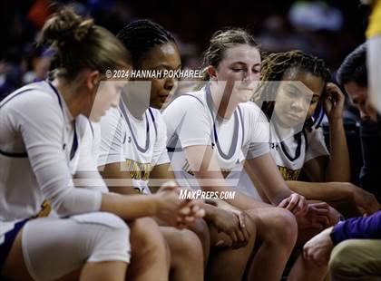 Thumbnail 2 in Bellevue West vs. Papillion-LaVista South (NSAA Class A Quarterfinal) photogallery.