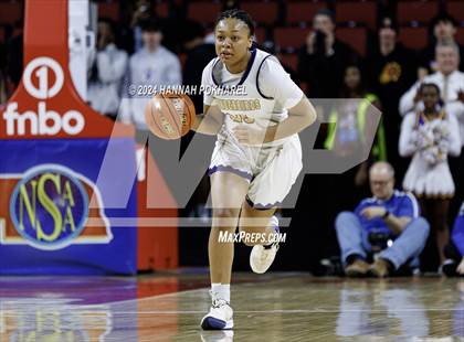 Thumbnail 1 in Bellevue West vs. Papillion-LaVista South (NSAA Class A Quarterfinal) photogallery.
