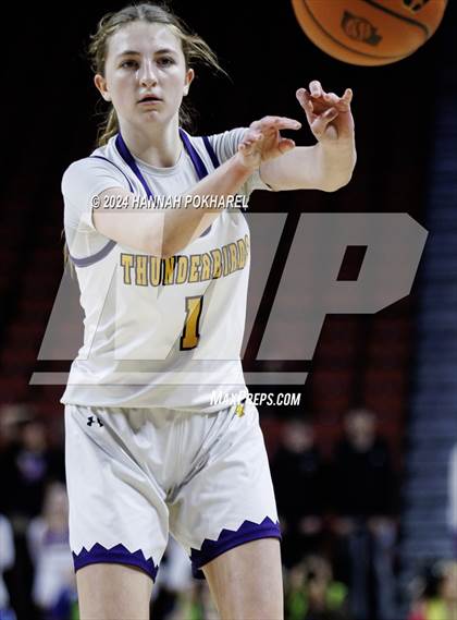 Thumbnail 2 in Bellevue West vs. Papillion-LaVista South (NSAA Class A Quarterfinal) photogallery.