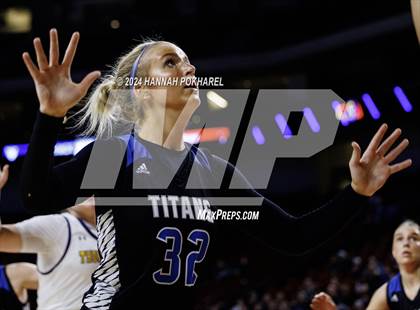 Thumbnail 3 in Bellevue West vs. Papillion-LaVista South (NSAA Class A Quarterfinal) photogallery.