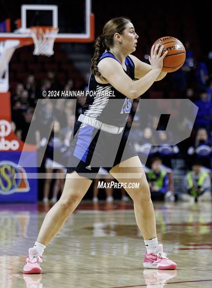 Thumbnail 1 in Bellevue West vs. Papillion-LaVista South (NSAA Class A Quarterfinal) photogallery.