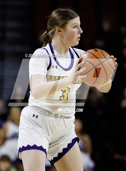 Thumbnail 3 in Bellevue West vs. Papillion-LaVista South (NSAA Class A Quarterfinal) photogallery.
