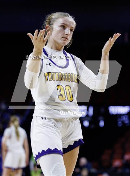 Thumbnail 1 in Bellevue West vs. Papillion-LaVista South (NSAA Class A Quarterfinal) photogallery.